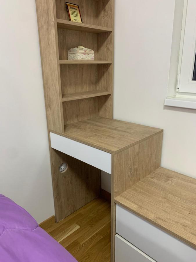 Pink Modern Apartment Скопие Екстериор снимка